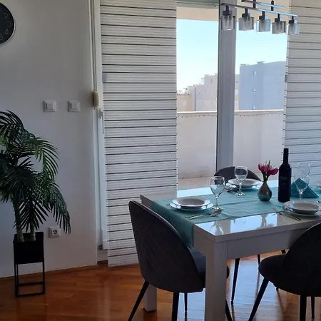 Lejlighed Domino Split